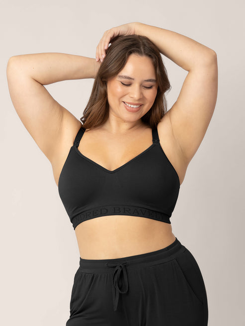 Signature Sublime® Contour Hands-Free Pumping & Nursing Bra | Black - HoneyBug