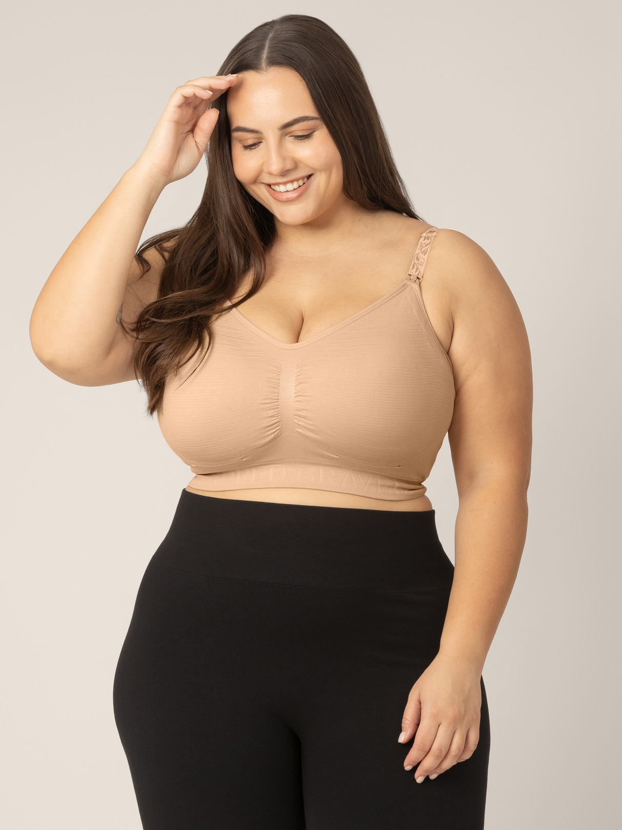 Sublime® Hands-Free Pumping & Nursing Bra | Beige - HoneyBug