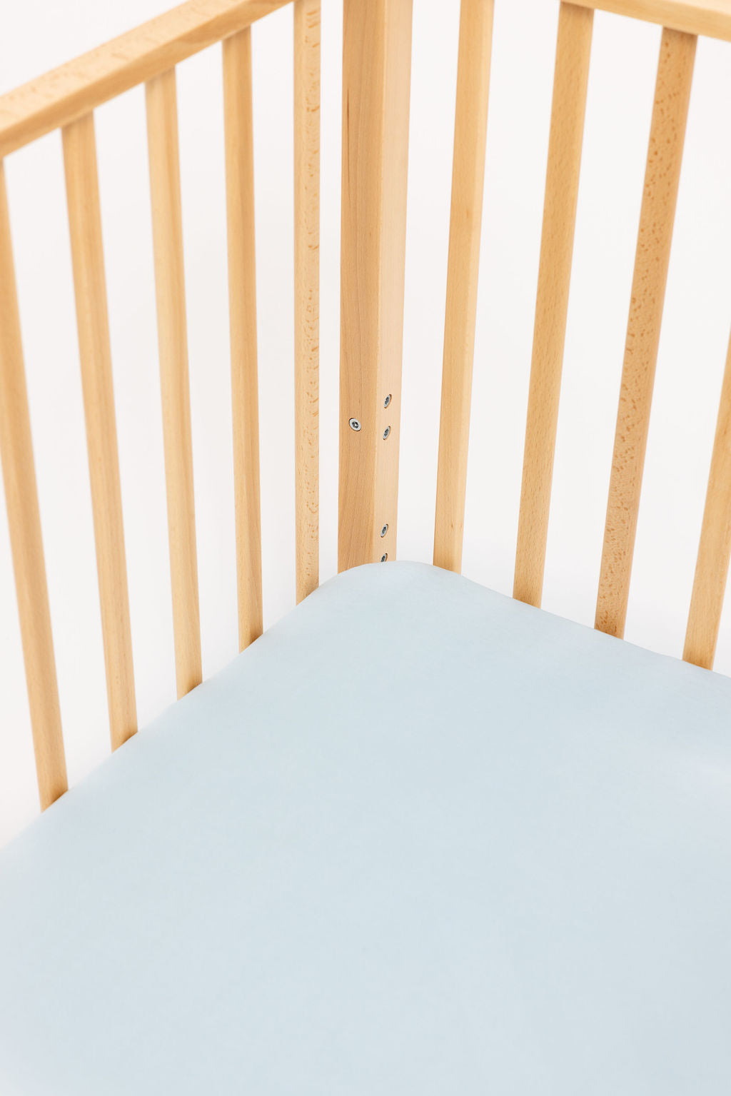 Dove - CloudBlend™ Crib Sheet - HoneyBug