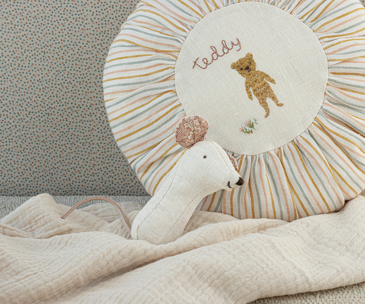 Lullaby Friends Rattle - Mouse - Natural - HoneyBug