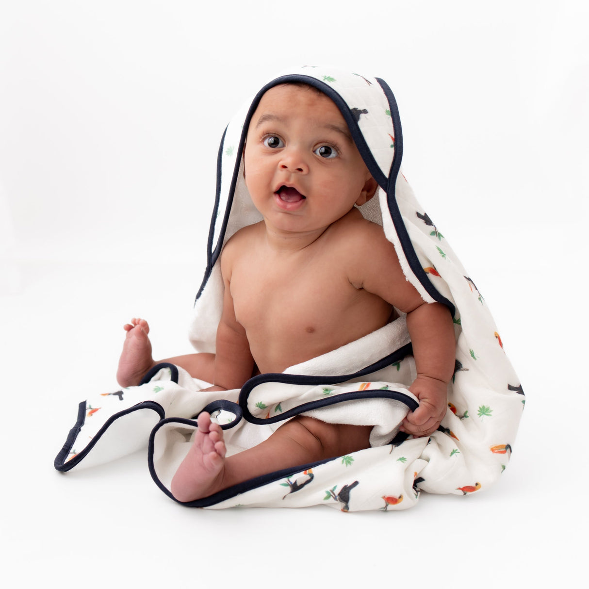 Toucan Hooded Towel Set - HoneyBug