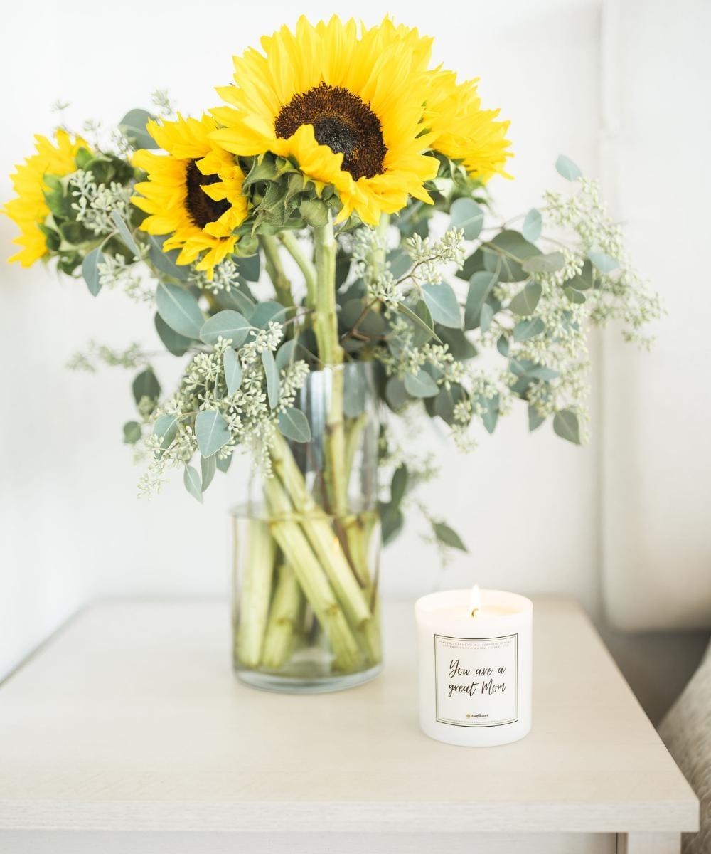 Great Mom Candle - HoneyBug