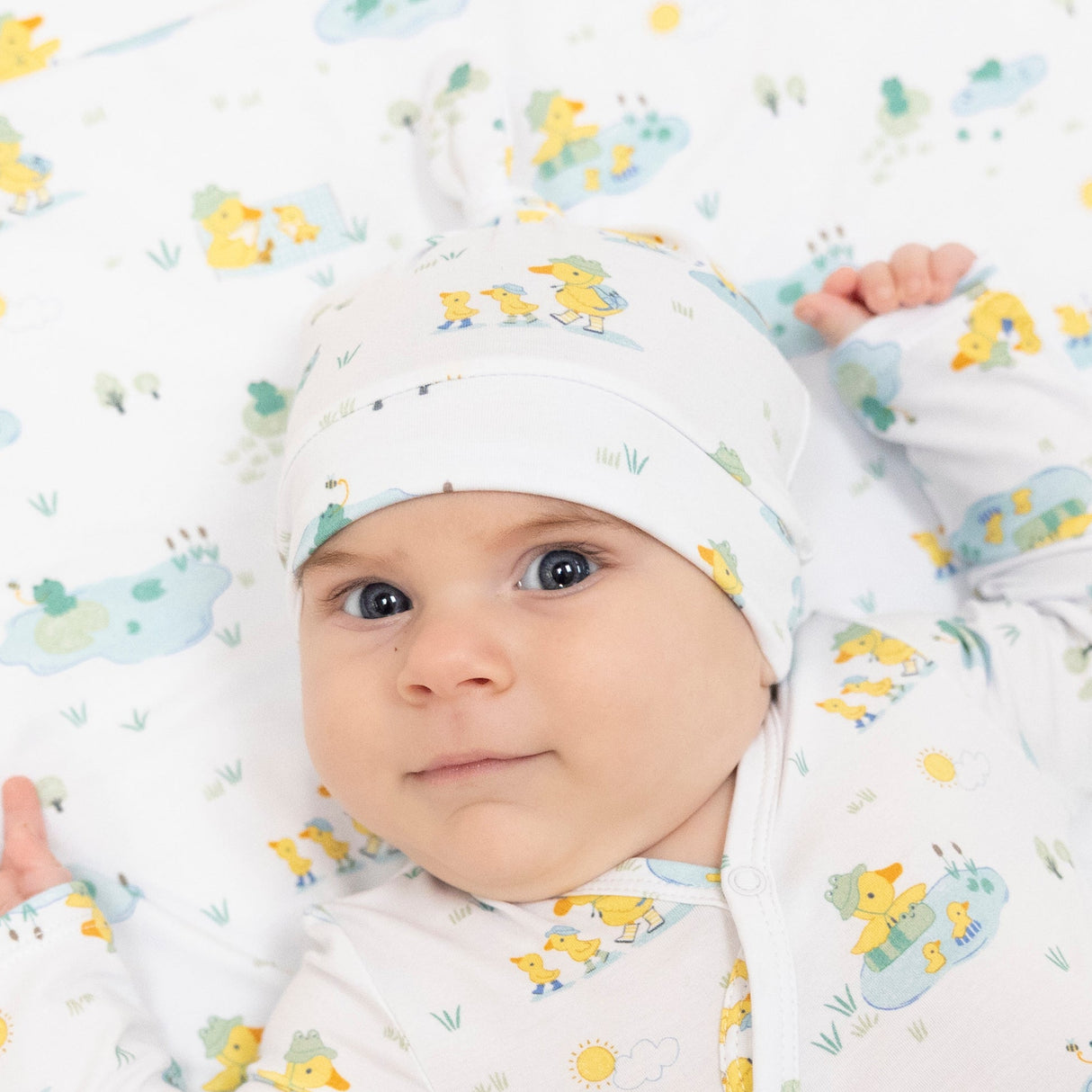 Frog and Duck Pond - Knotted Hat