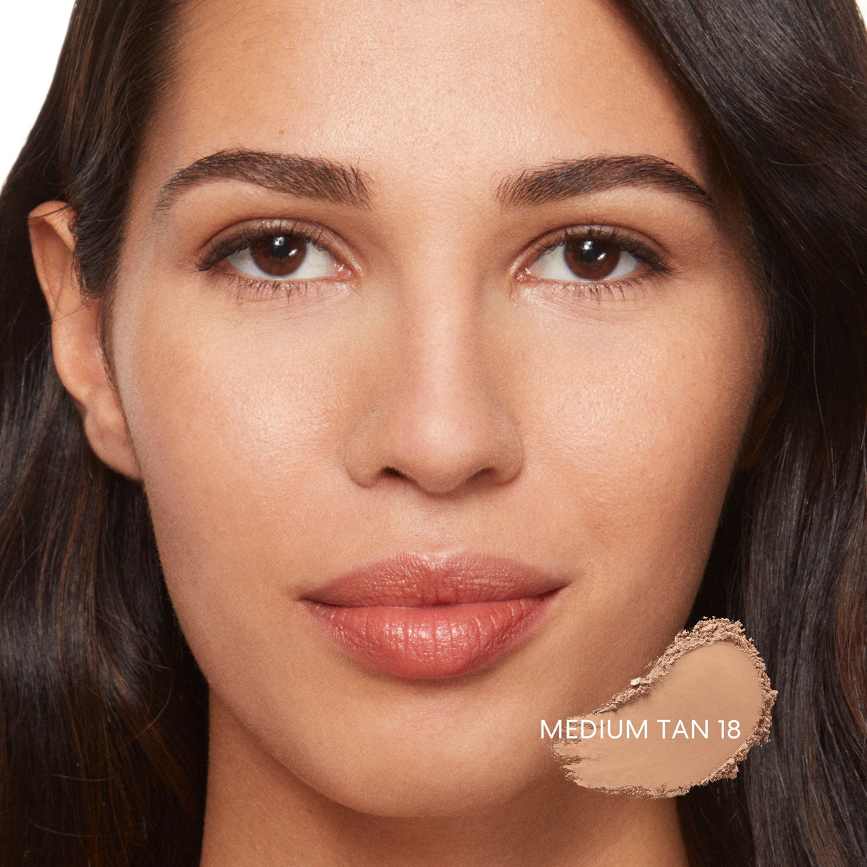 ORIGINAL Loose Powder Foundation SPF 15 - HoneyBug