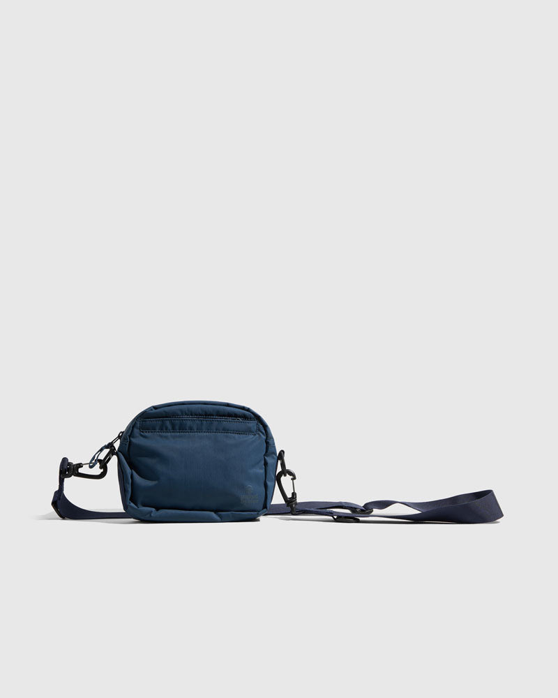 (Re)active™ 2L Convertible Crossbody - HoneyBug