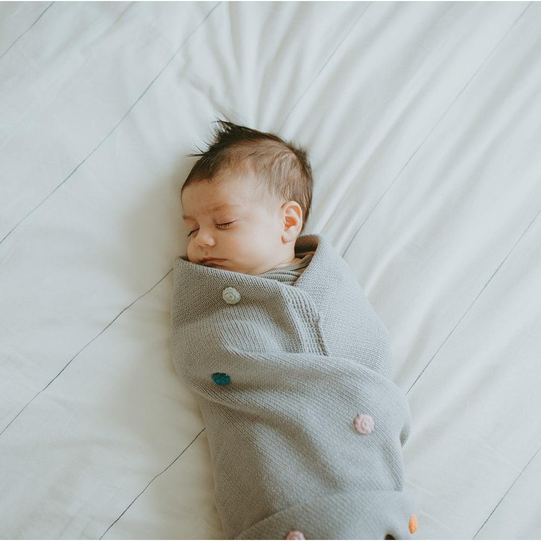 Spotty Baby Blanket - Gray - HoneyBug