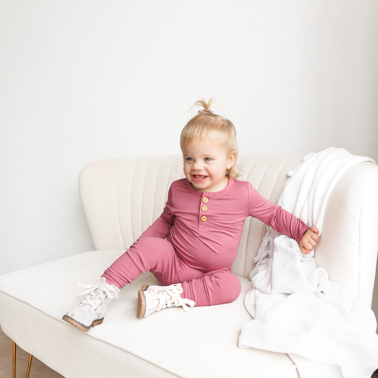 HENLEY LONG SLEEVE- Mauve - HoneyBug