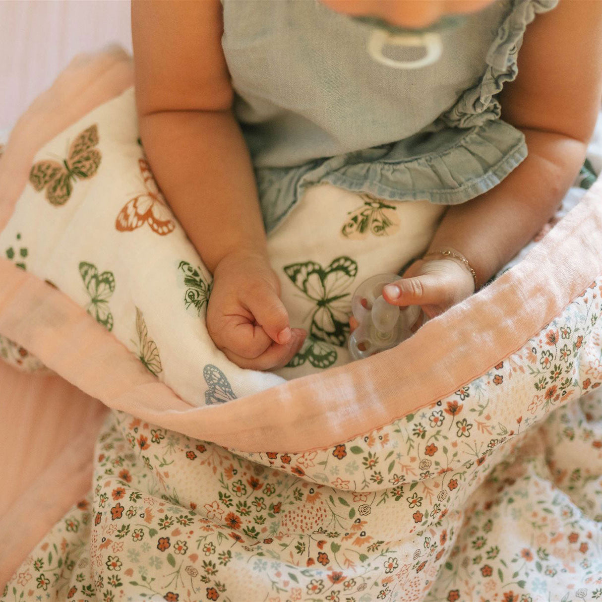 Cotton Muslin Toddler Comforter - Butterflies - HoneyBug