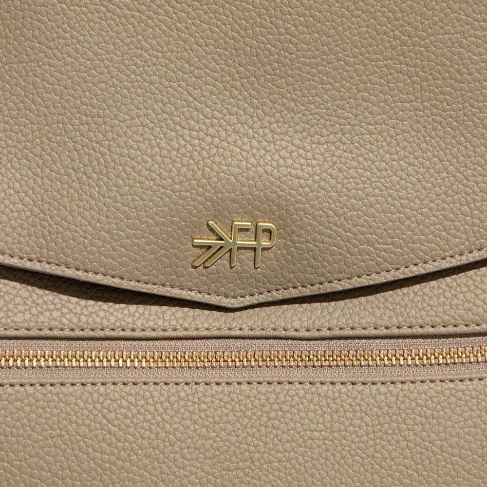 Aspen Classic Diaper Bag II - HoneyBug