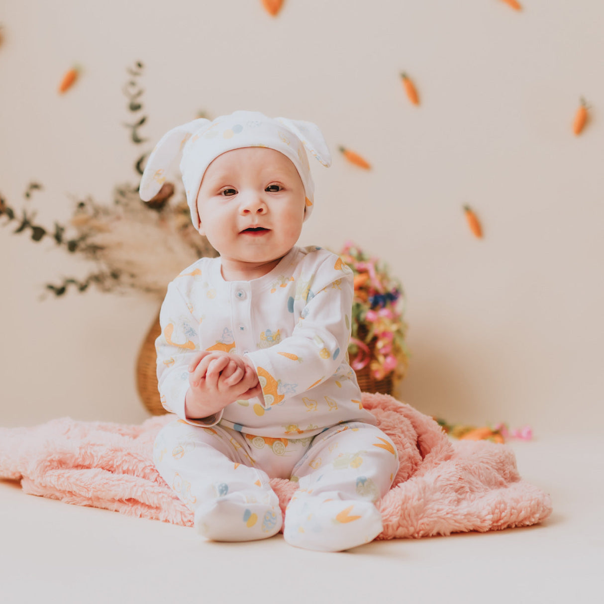 Easter Bunny Egg Hunt Baby set