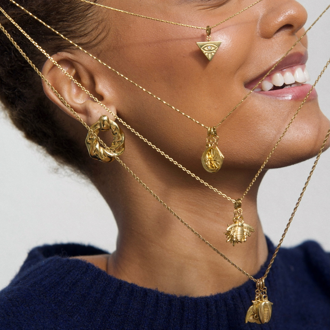 Riley Shell Charm - HoneyBug