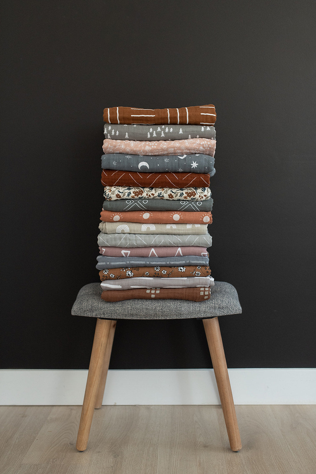 Chestnut Textiles Muslin Quilt - HoneyBug