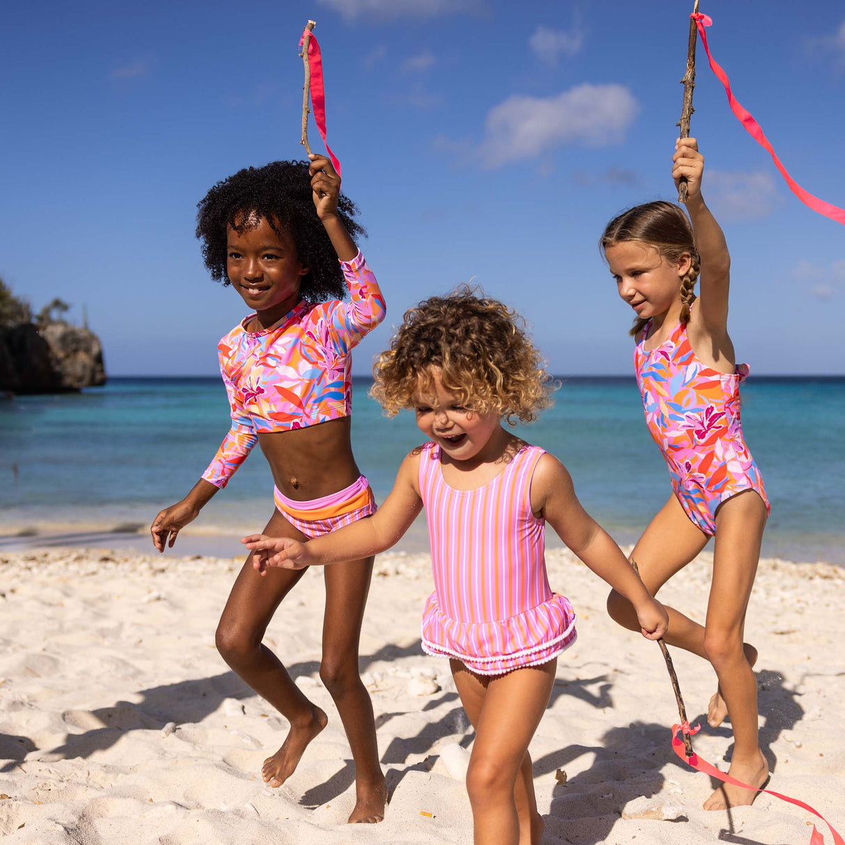 Blooming Sunset Sustainable Crop LS Rash Set - HoneyBug