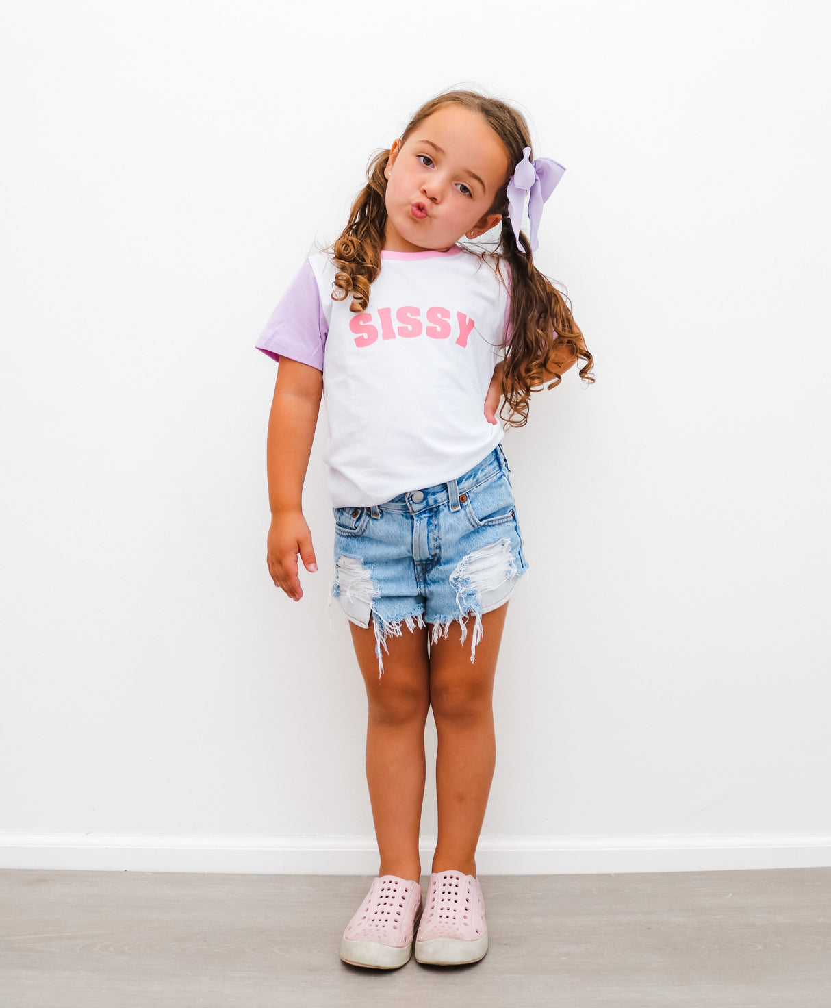 Sissy - HoneyBug