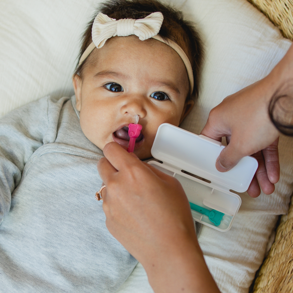 oogiebear 2-pack booger picker