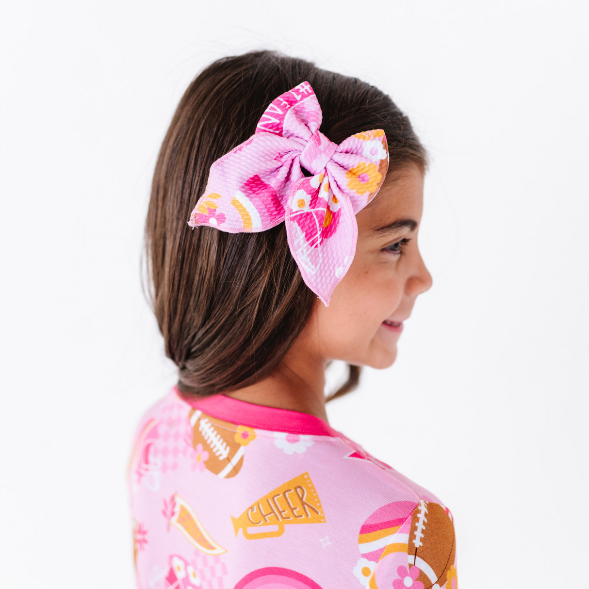 On Game Days We Wear Pink Clip Bow - HoneyBug
