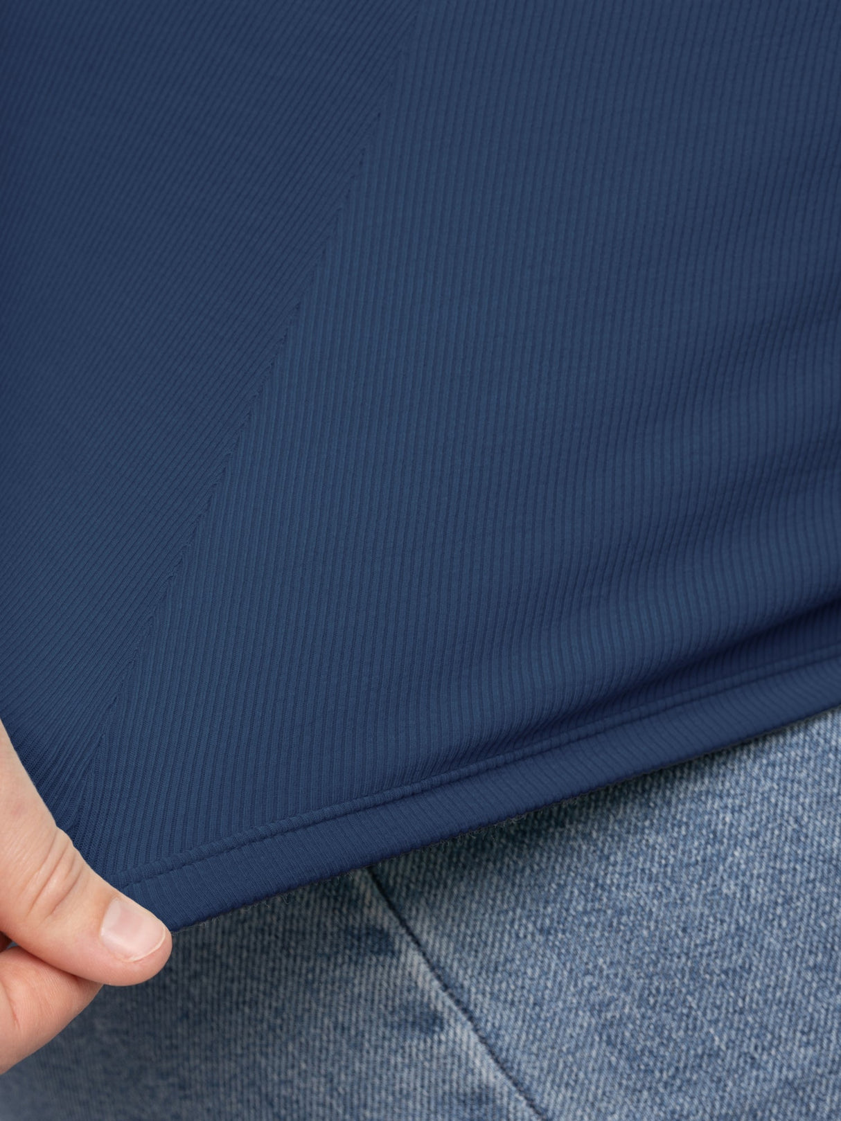 Ribbed Bamboo Racerback Nursing Tank | Navy - HoneyBug