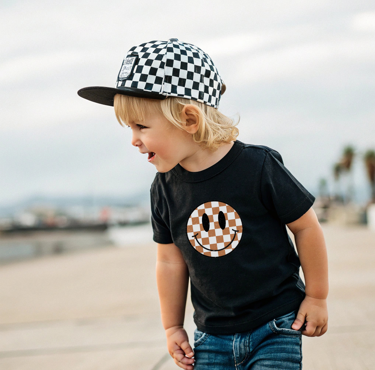 Checkered Smiley - HoneyBug