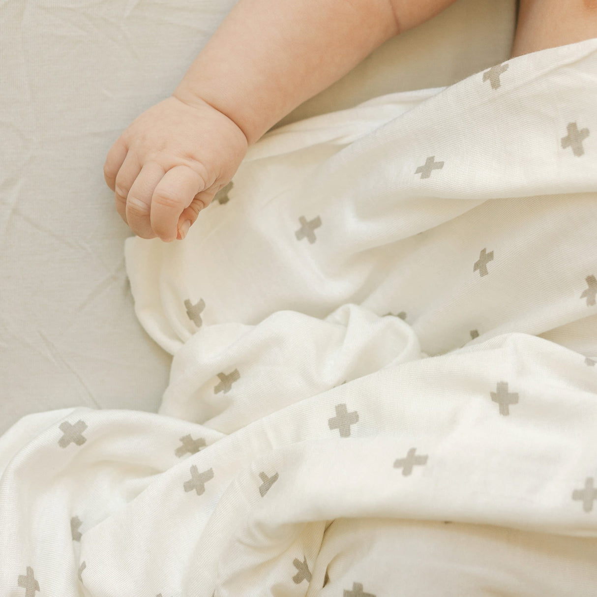 Stretch Knit Swaddle Blanket 2 Pack - Grey Cross - HoneyBug