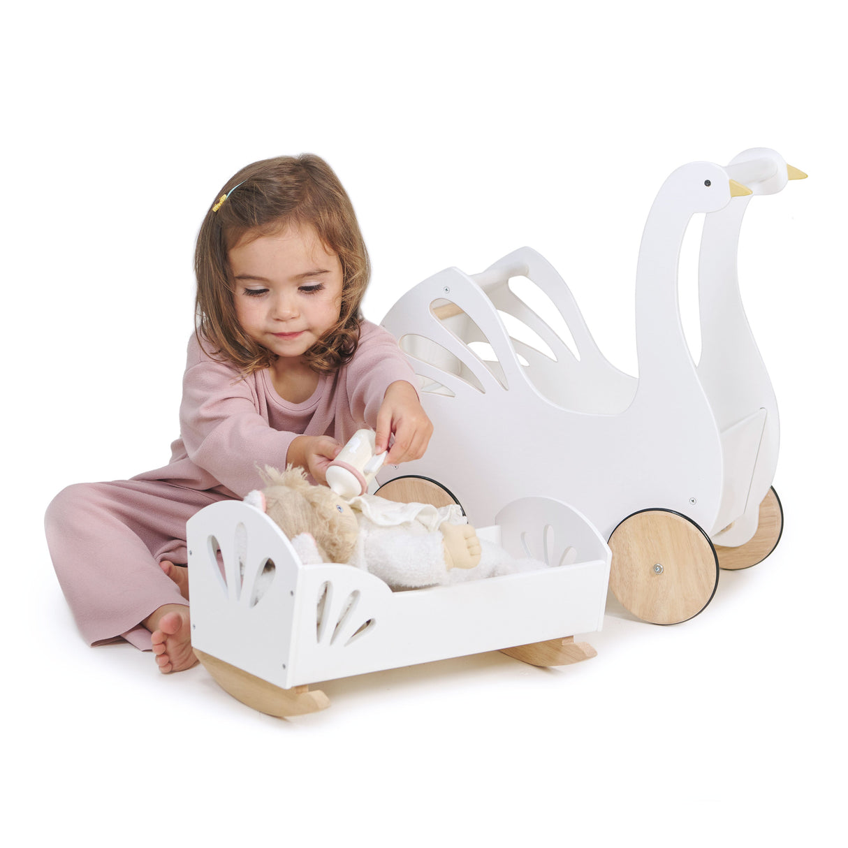 Sweet Swan Dolly Bed - HoneyBug