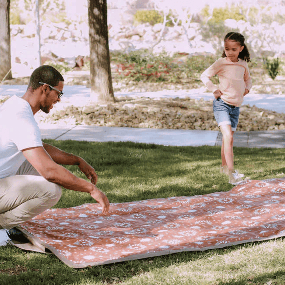 Outdoor Blanket - Sun Baked - HoneyBug