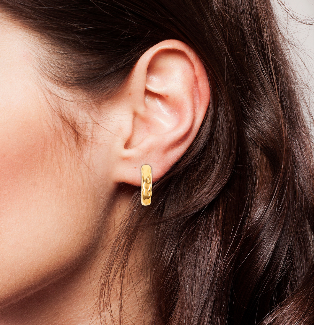 Blakely Hammered Mini Hoop Earring - HoneyBug