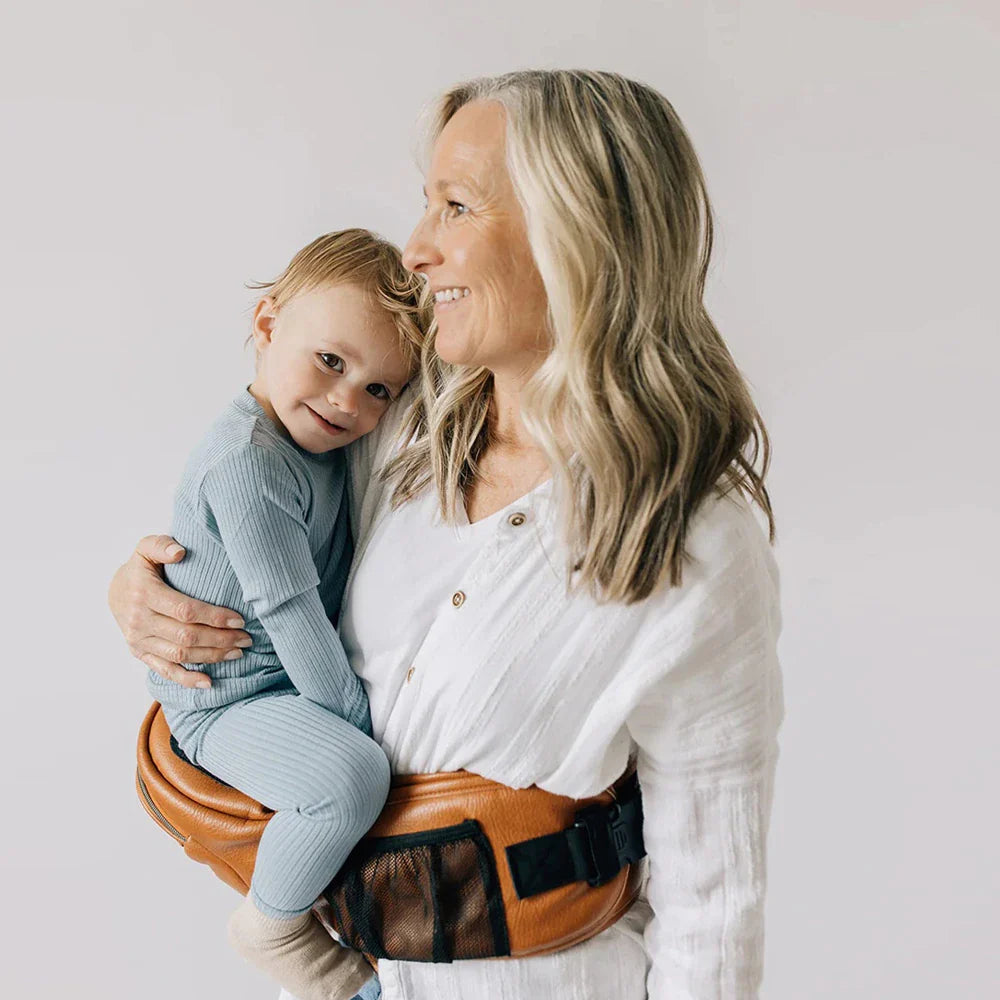 The Tushbaby Hip Carrier - HoneyBug