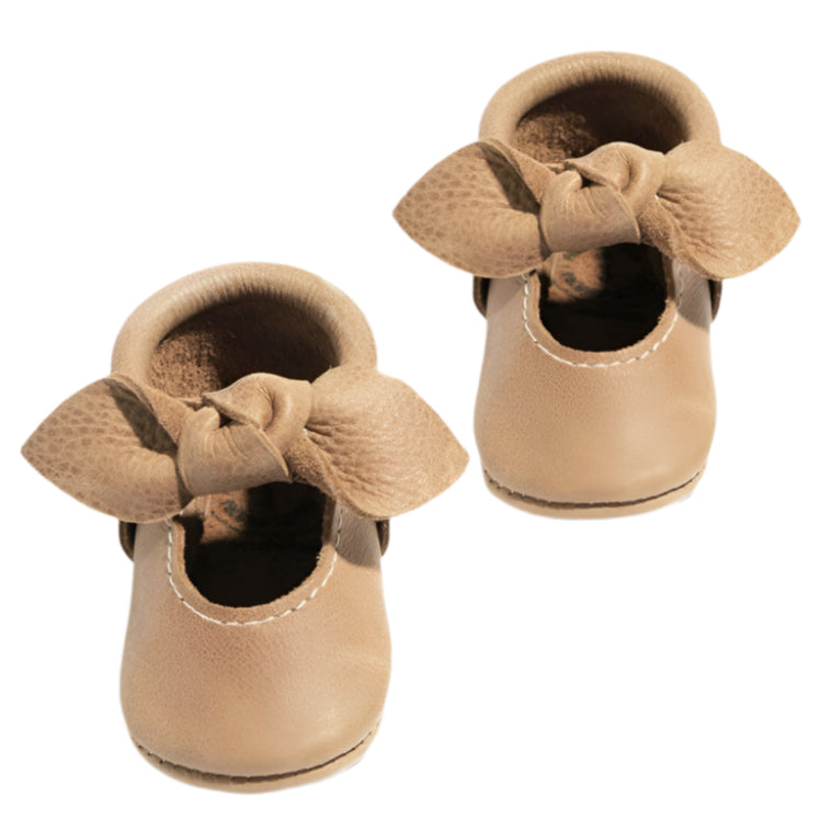 Weathered Brown Knotted Bow Baby Shoe - HoneyBug