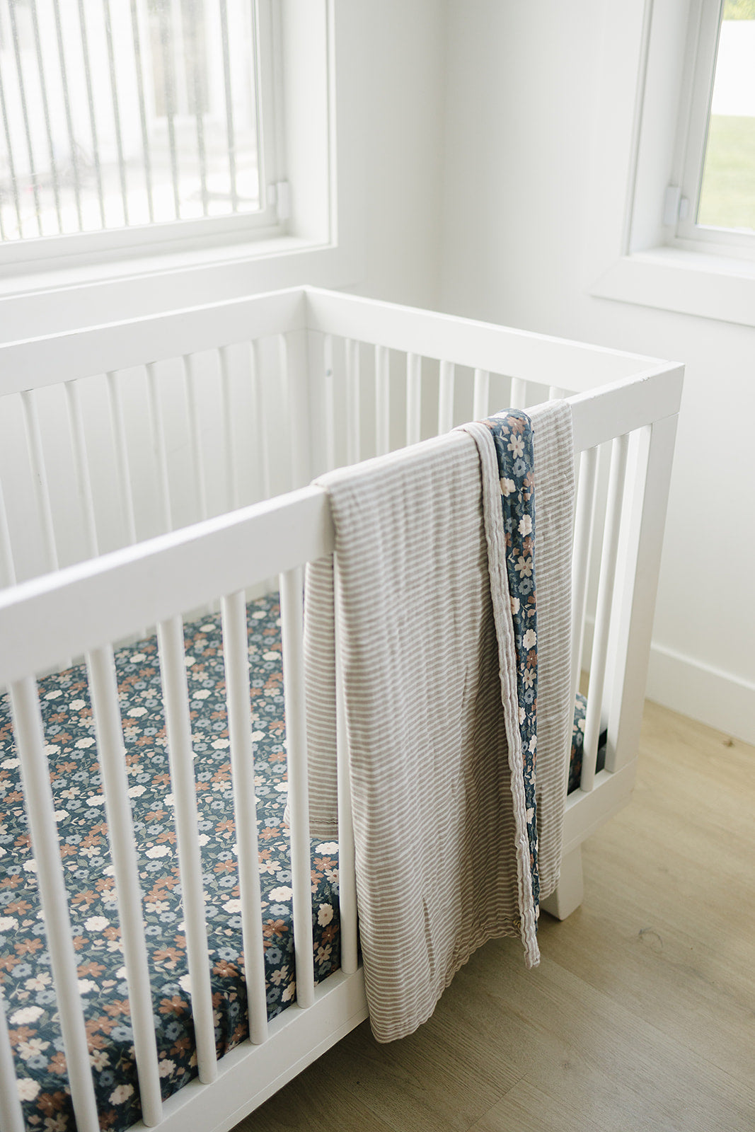 Taupe Stripe + Midnight Floral Muslin Quilt - HoneyBug