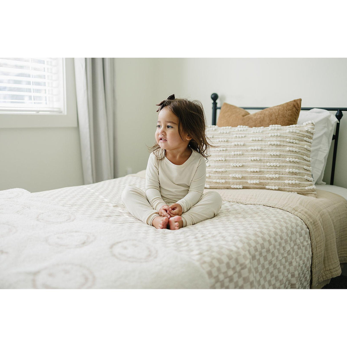 Taupe Checkered Twin Muslin Quilt - HoneyBug
