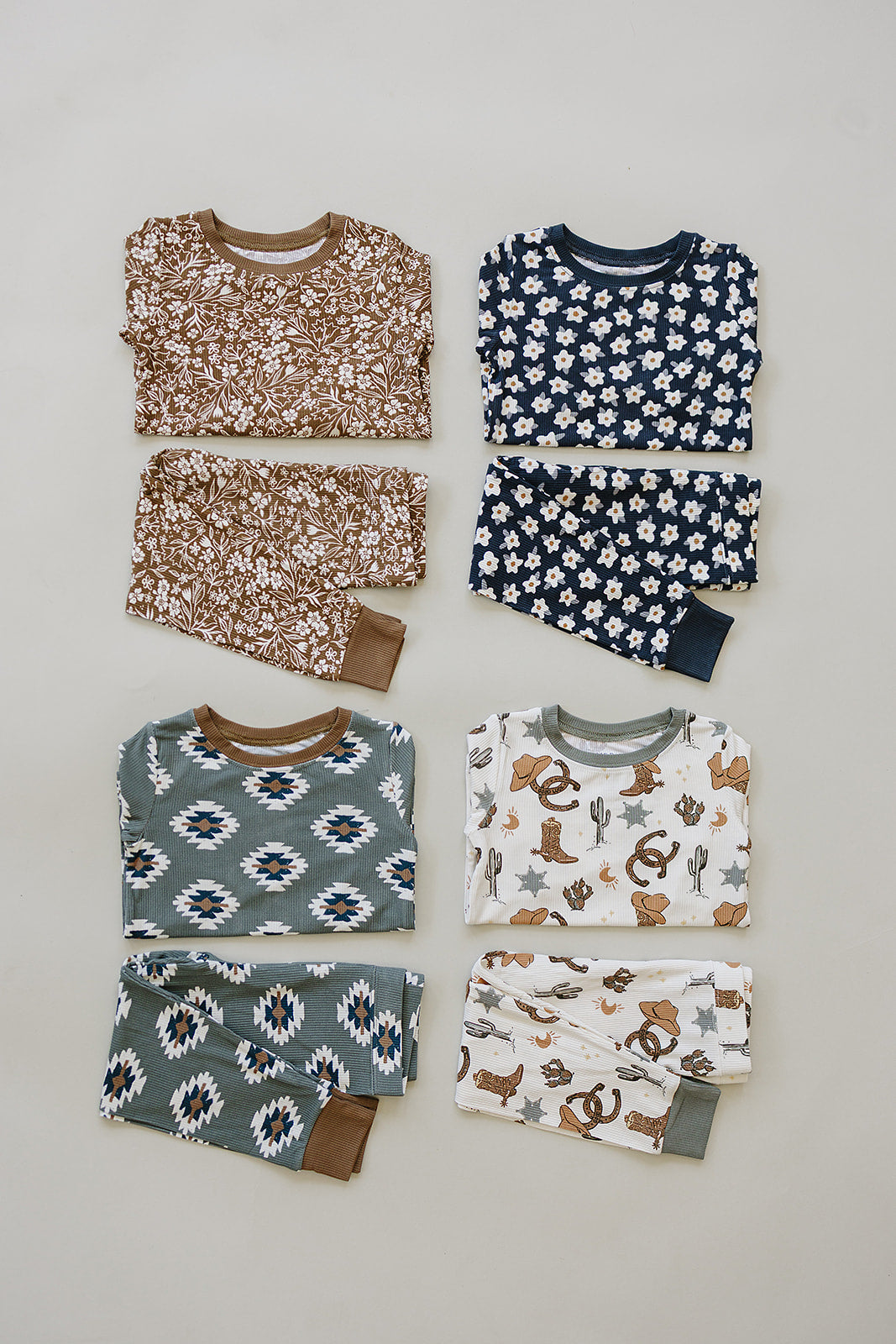 Brown Floral Ribbed Bamboo Cozy Set - HoneyBug