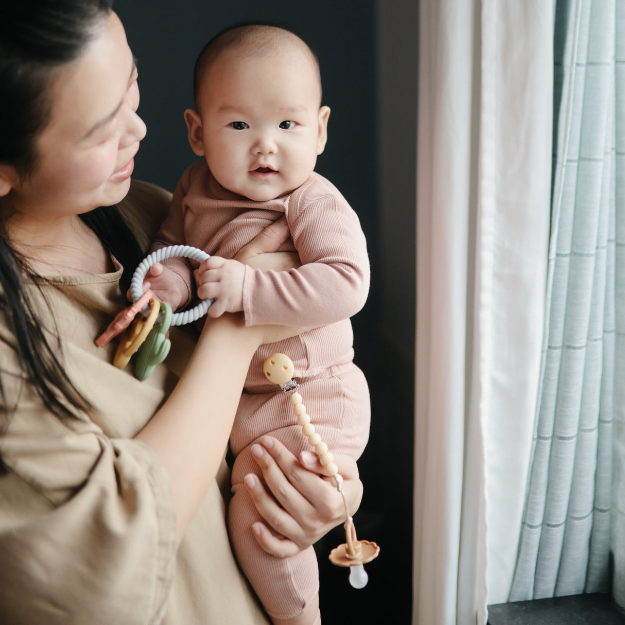 Western Teething Ring - HoneyBug