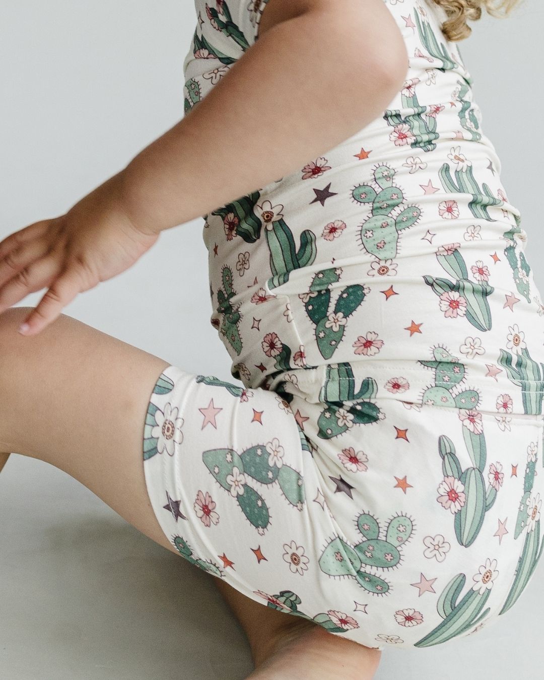 Bamboo Two Piece Shorts Set | Cactus Flowers - HoneyBug
