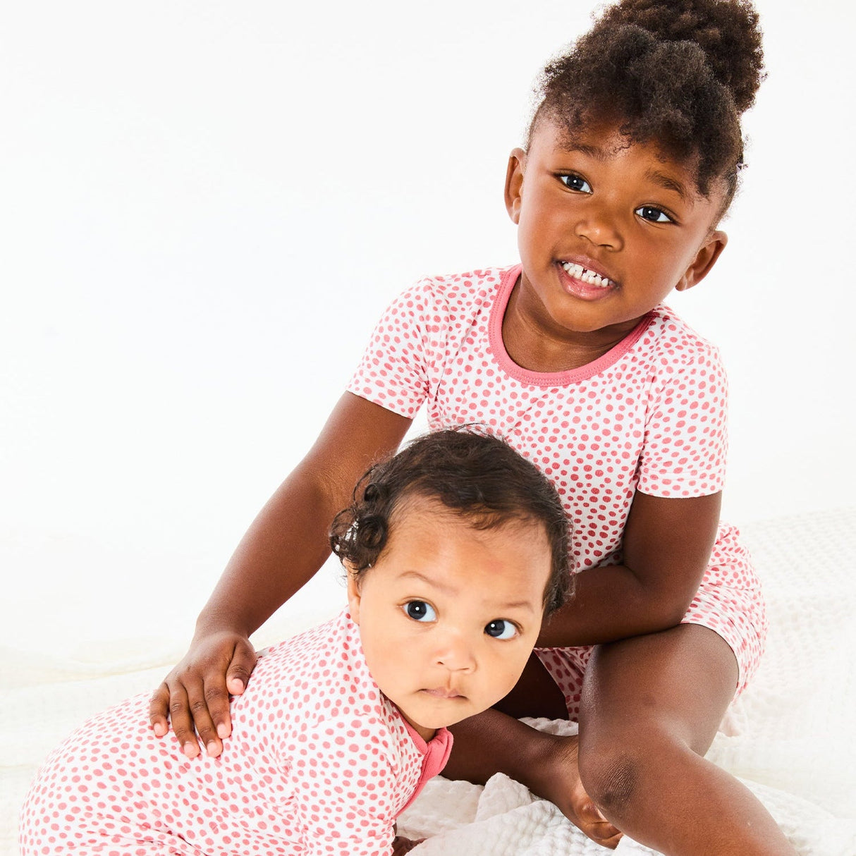 Soft & Stretchy Zipper Footie - Coral Dots - HoneyBug