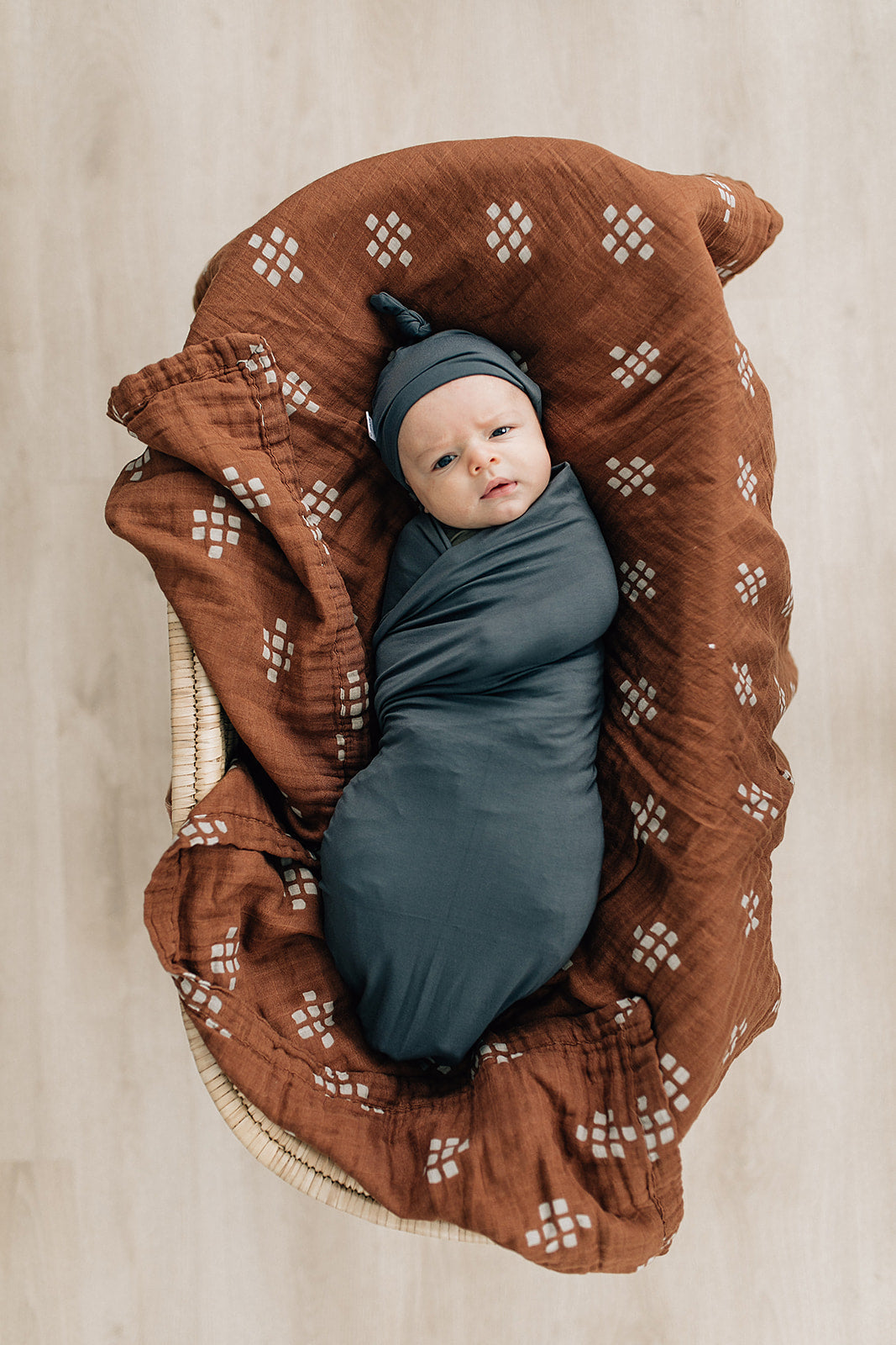 Charcoal Bamboo Newborn Knot Hat - HoneyBug