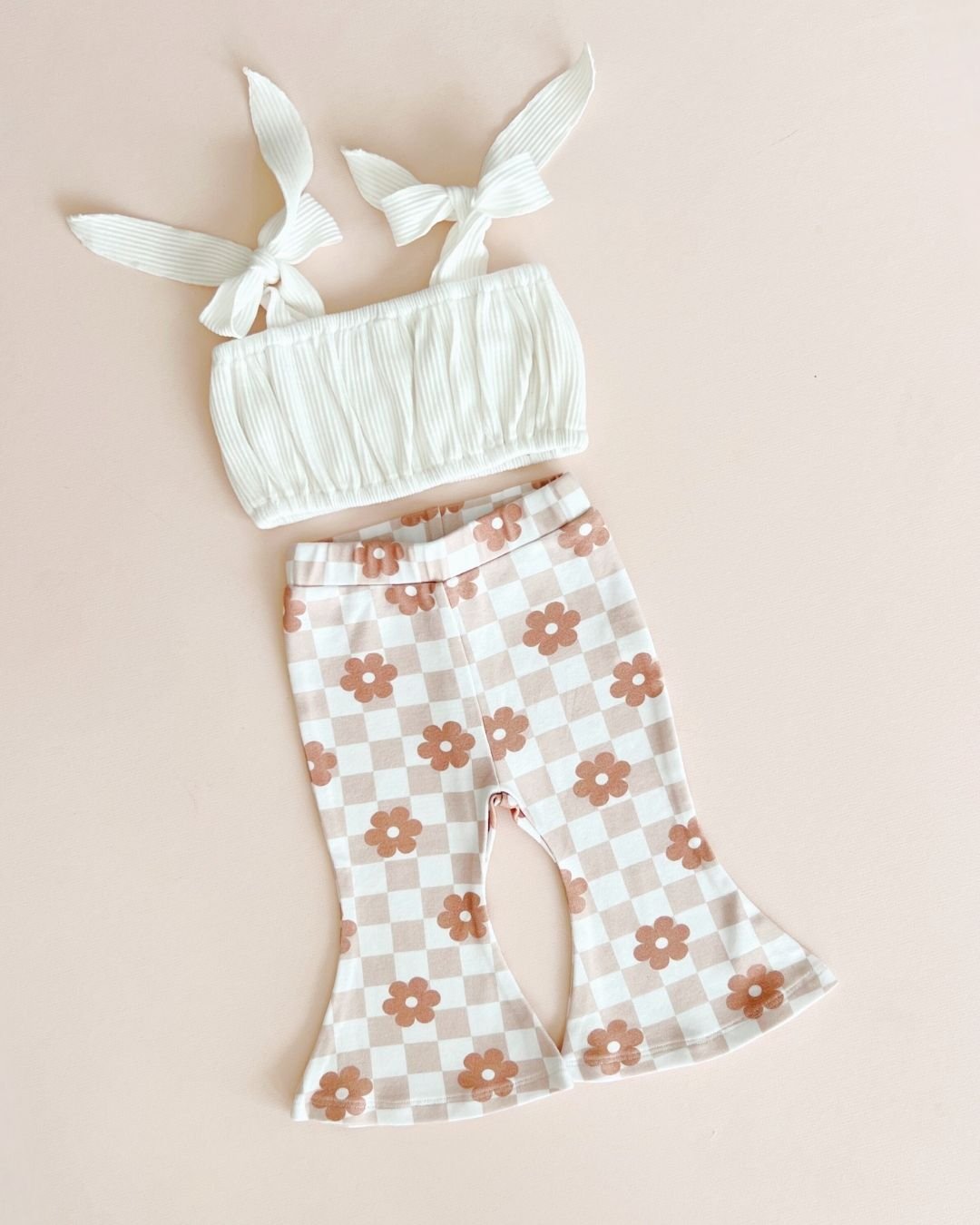 Flare Set | Latte Daisy - HoneyBug