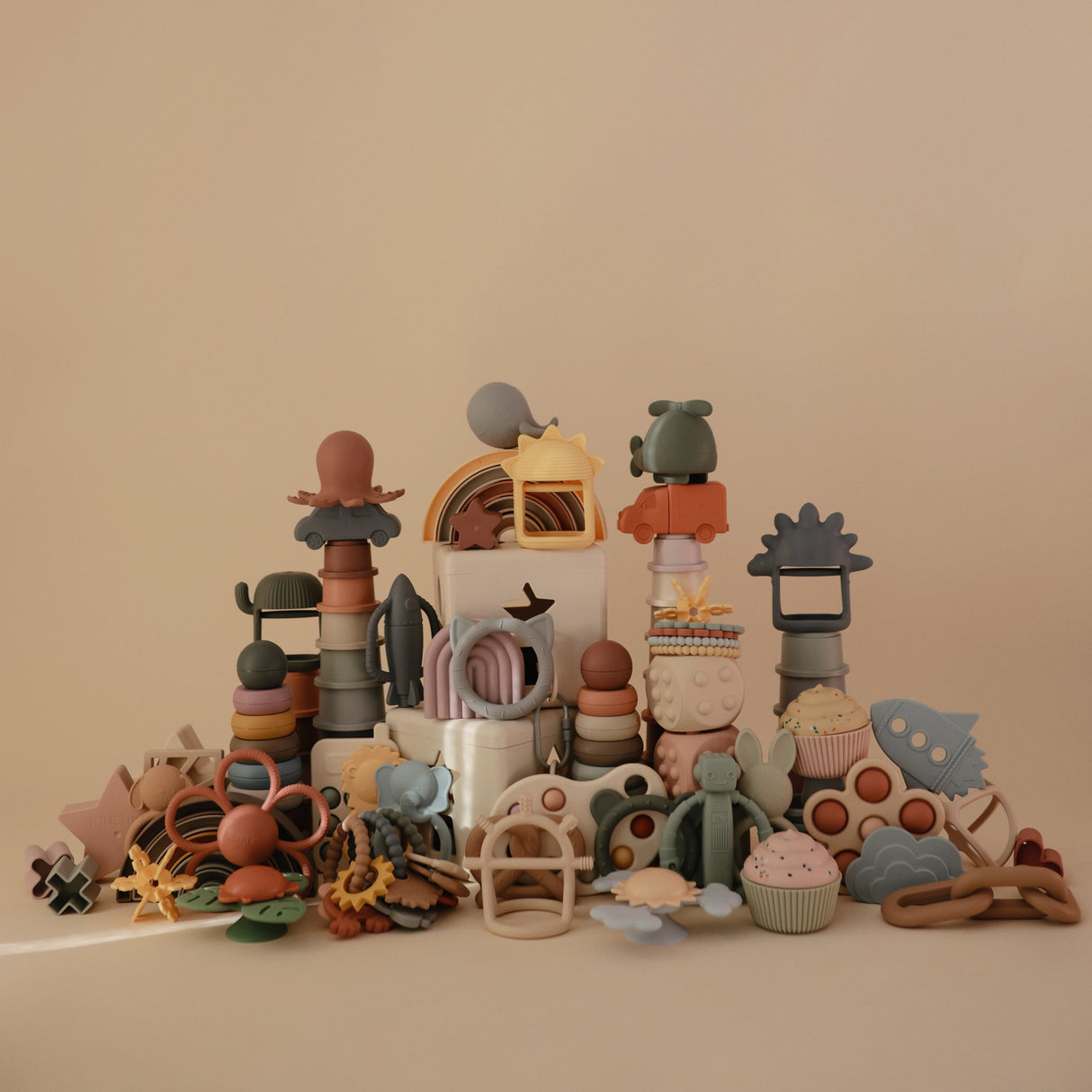 No-Drop Cactus Teether (Dried Thyme) - HoneyBug