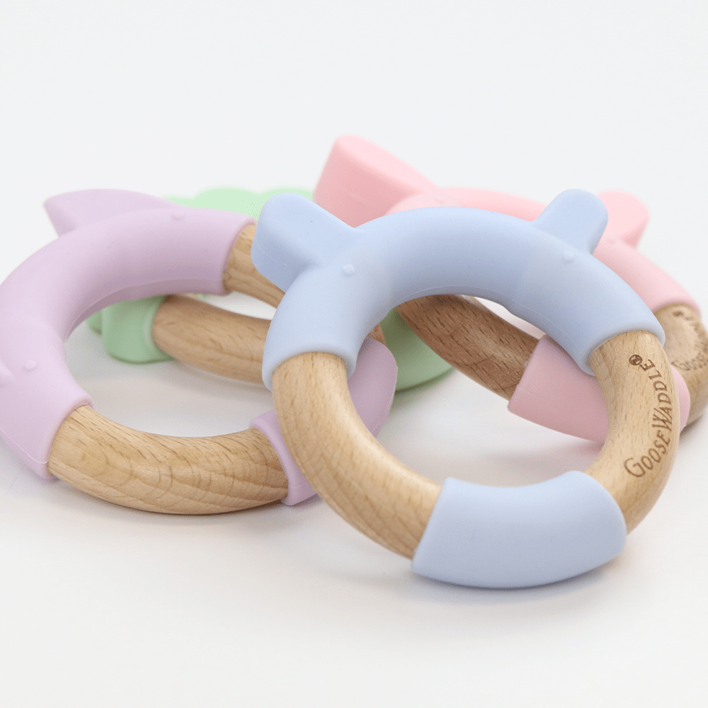 Blue Bear Circle Bear Head Teether Silicone + Wood Teether - HoneyBug