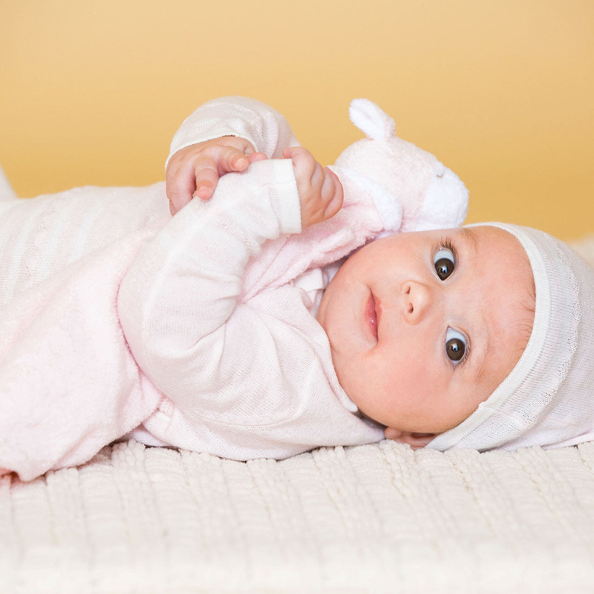 Lovie Blankie - Lamb Pink - HoneyBug