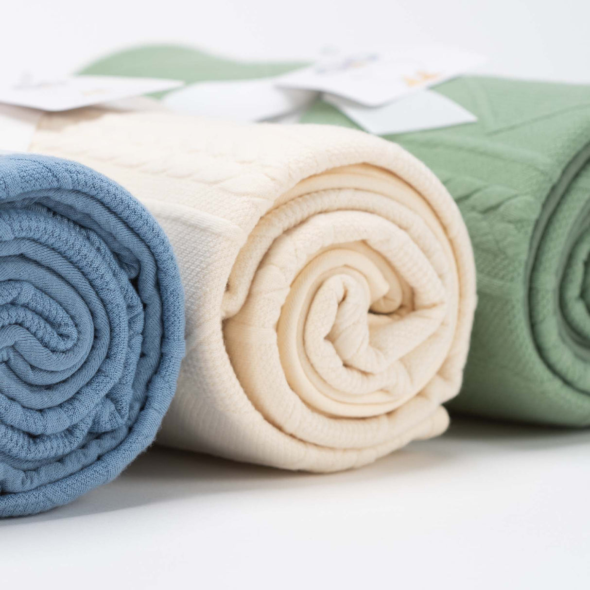 Oatmeal Knit Blanket - HoneyBug