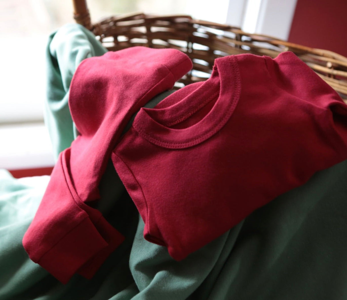 baby pajamas | scarlet red - HoneyBug