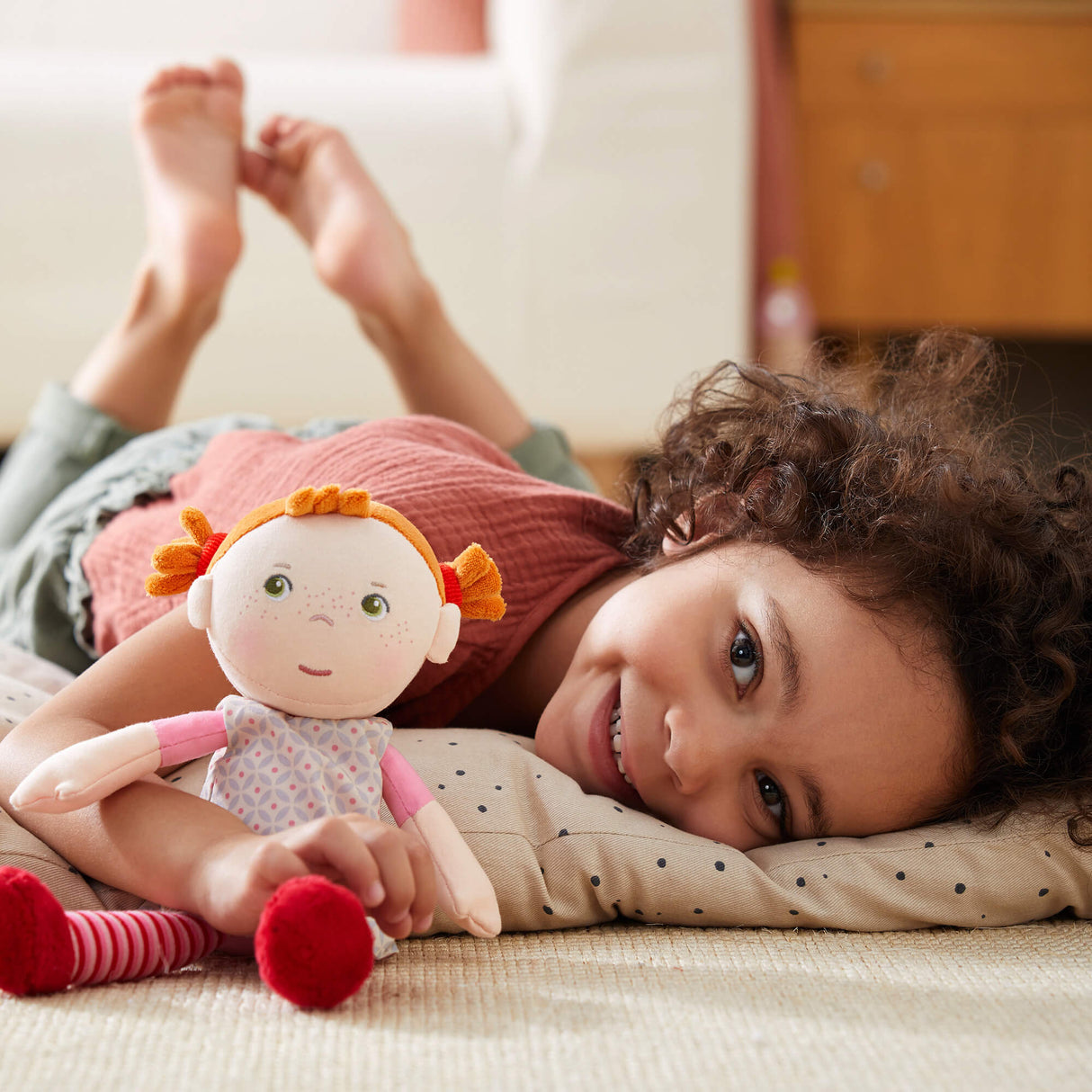 Snug Up Doll Roya - HoneyBug