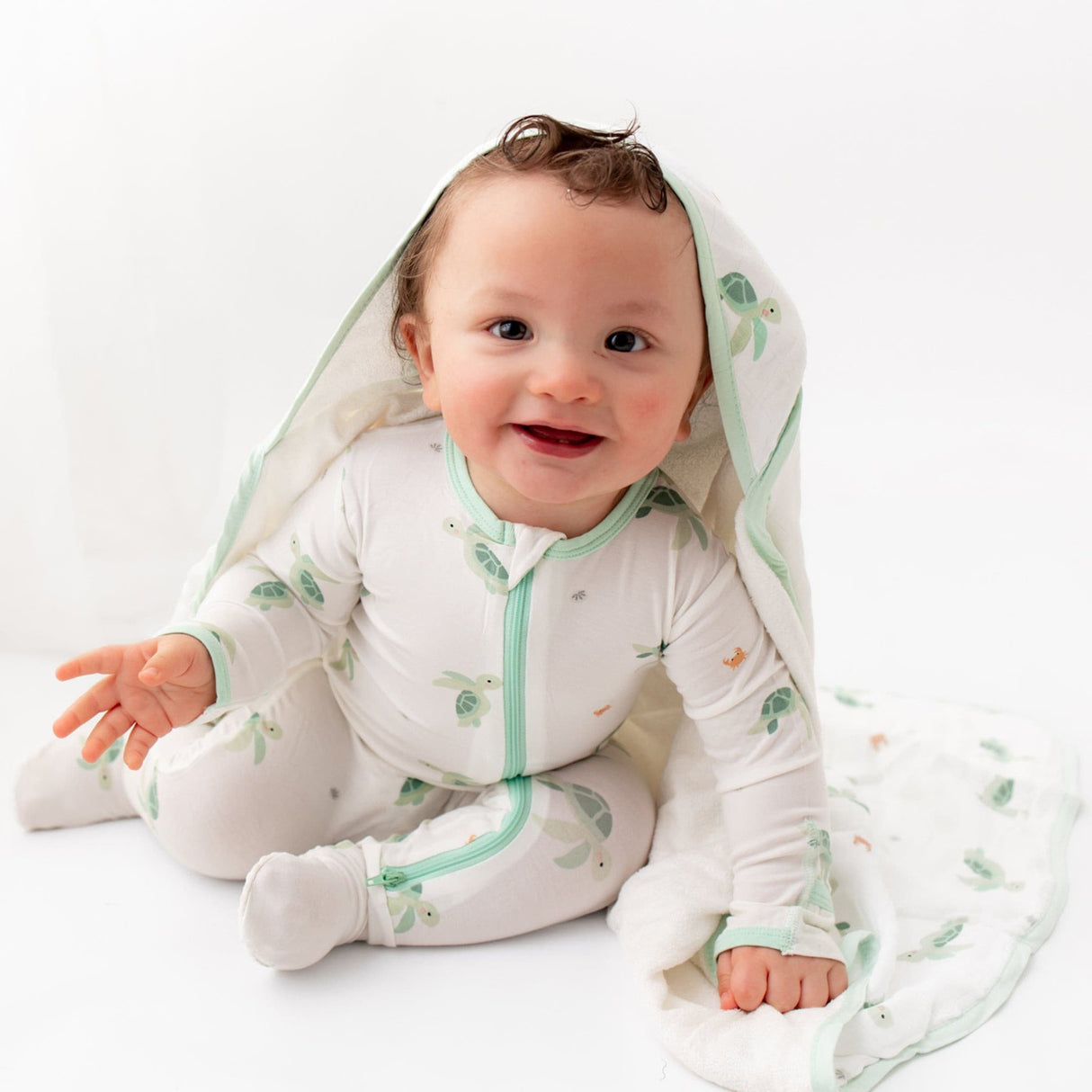 Turtle Hooded Towel Set - HoneyBug