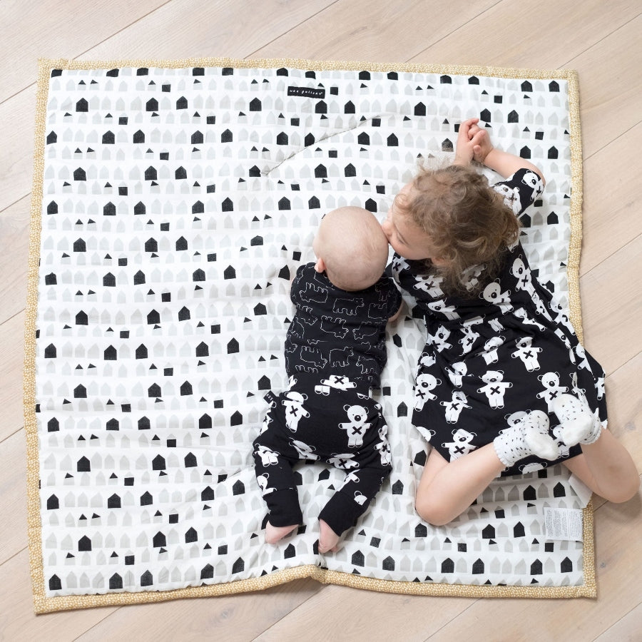 Explore Playmat - HoneyBug