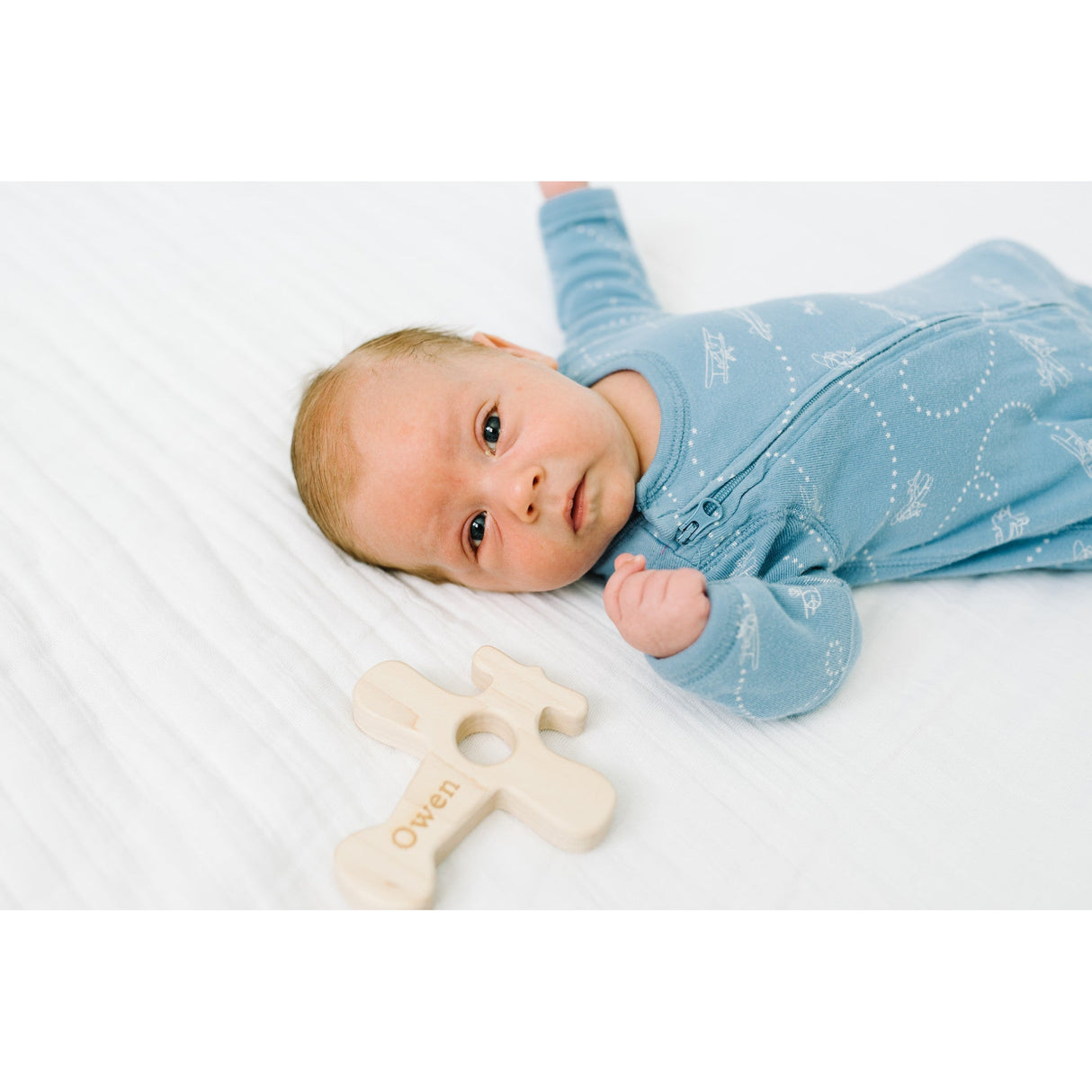 Airplane Wood Grasping Toy - HoneyBug