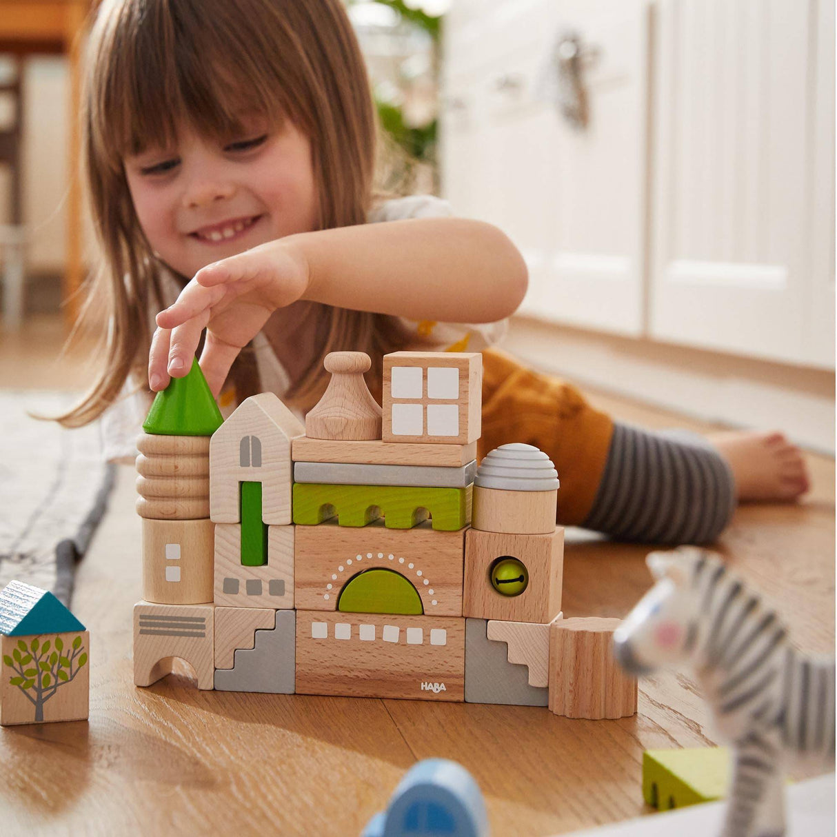 Coburg 28 Piece Wooden Building Blocks - HoneyBug