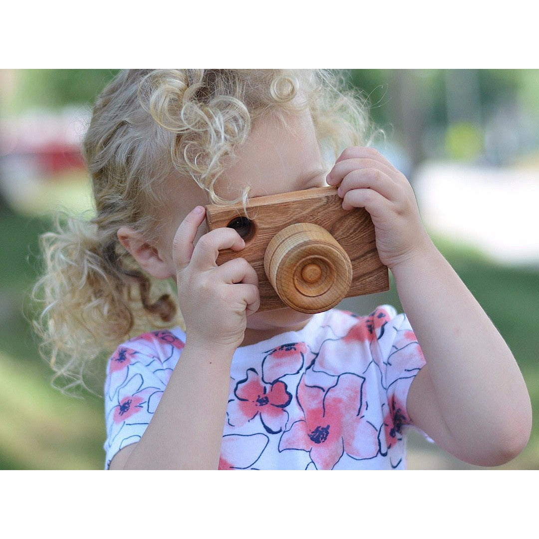 Wooden Toy Camera - HoneyBug