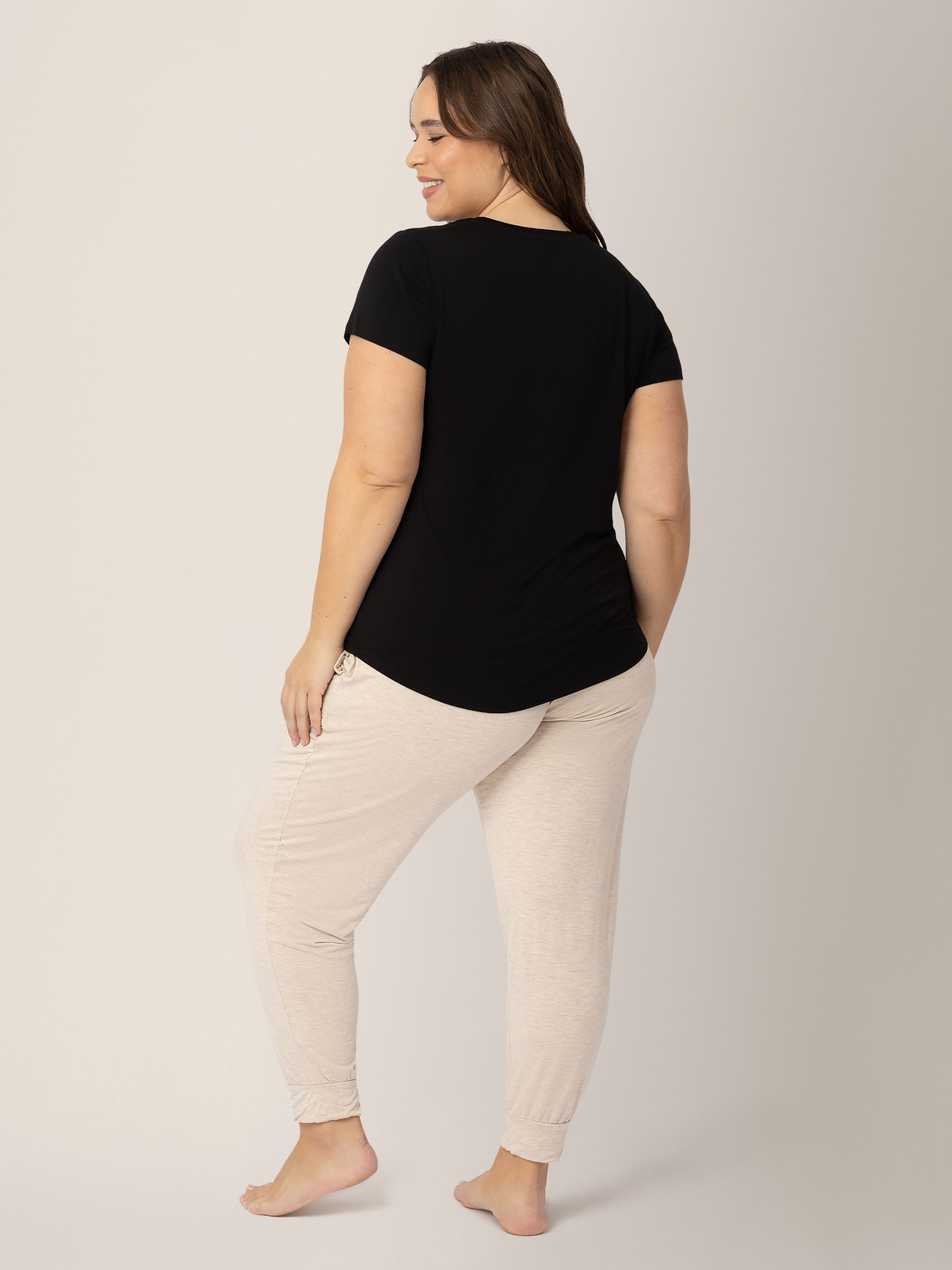 Everyday Maternity & Nursing T-shirt | Black - HoneyBug 