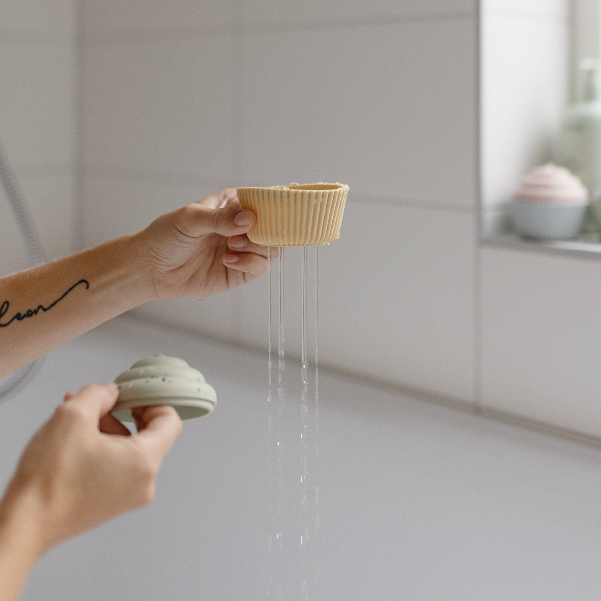 Mix and Match Cupcake Toy - HoneyBug 