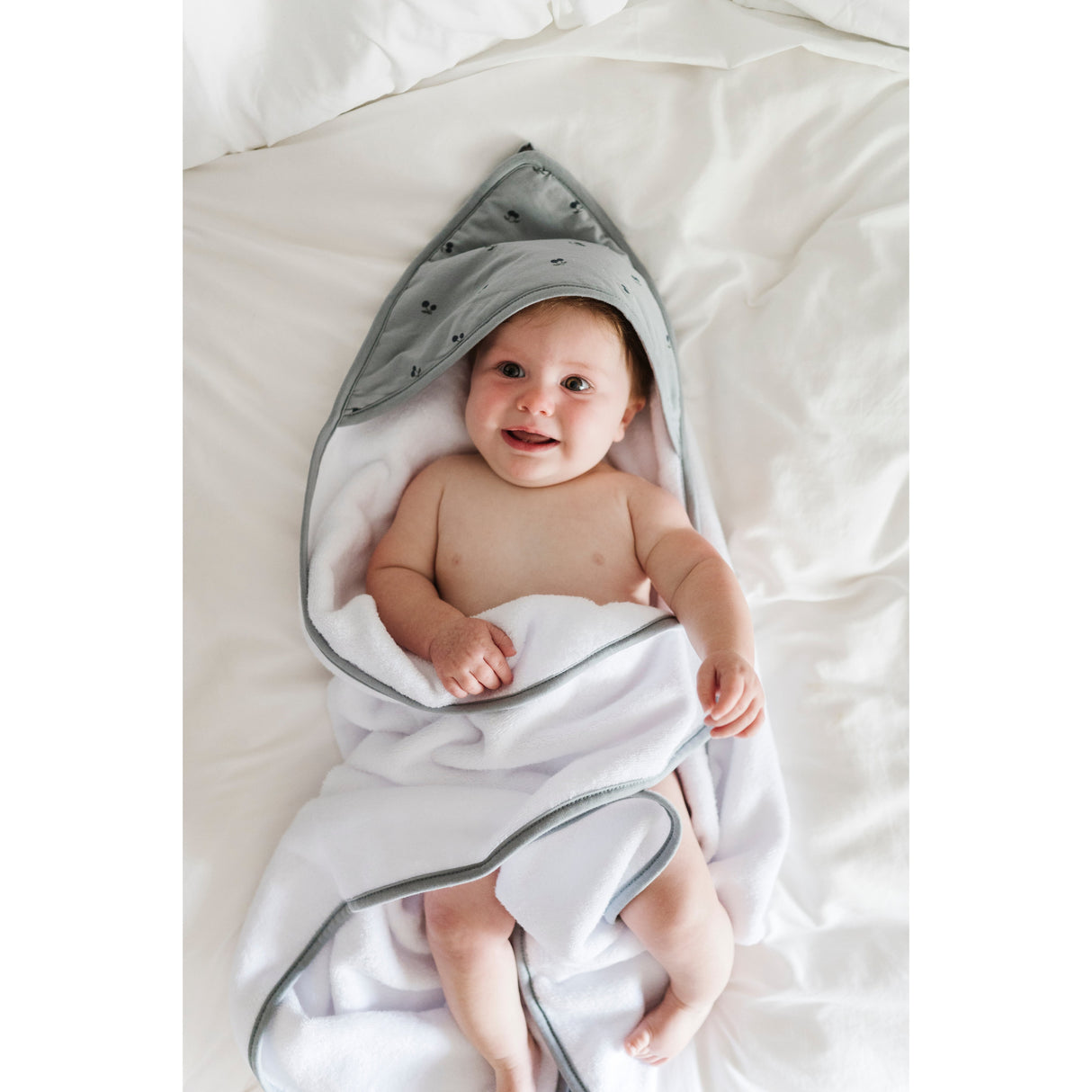 Hooded Towel & Washcloth - HoneyBug 